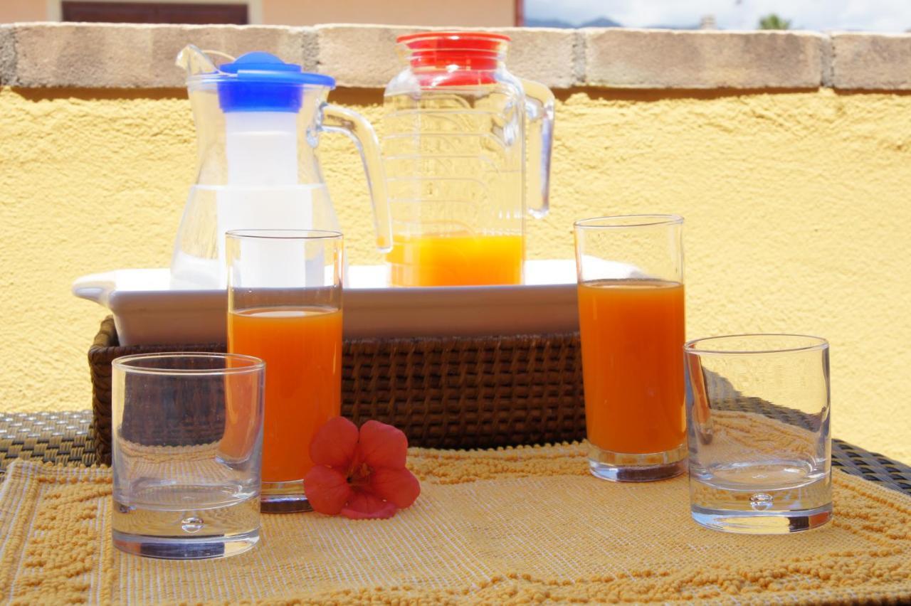 Il Piccolo Giardino Rooms & Breakfast Villasimius Exterior foto