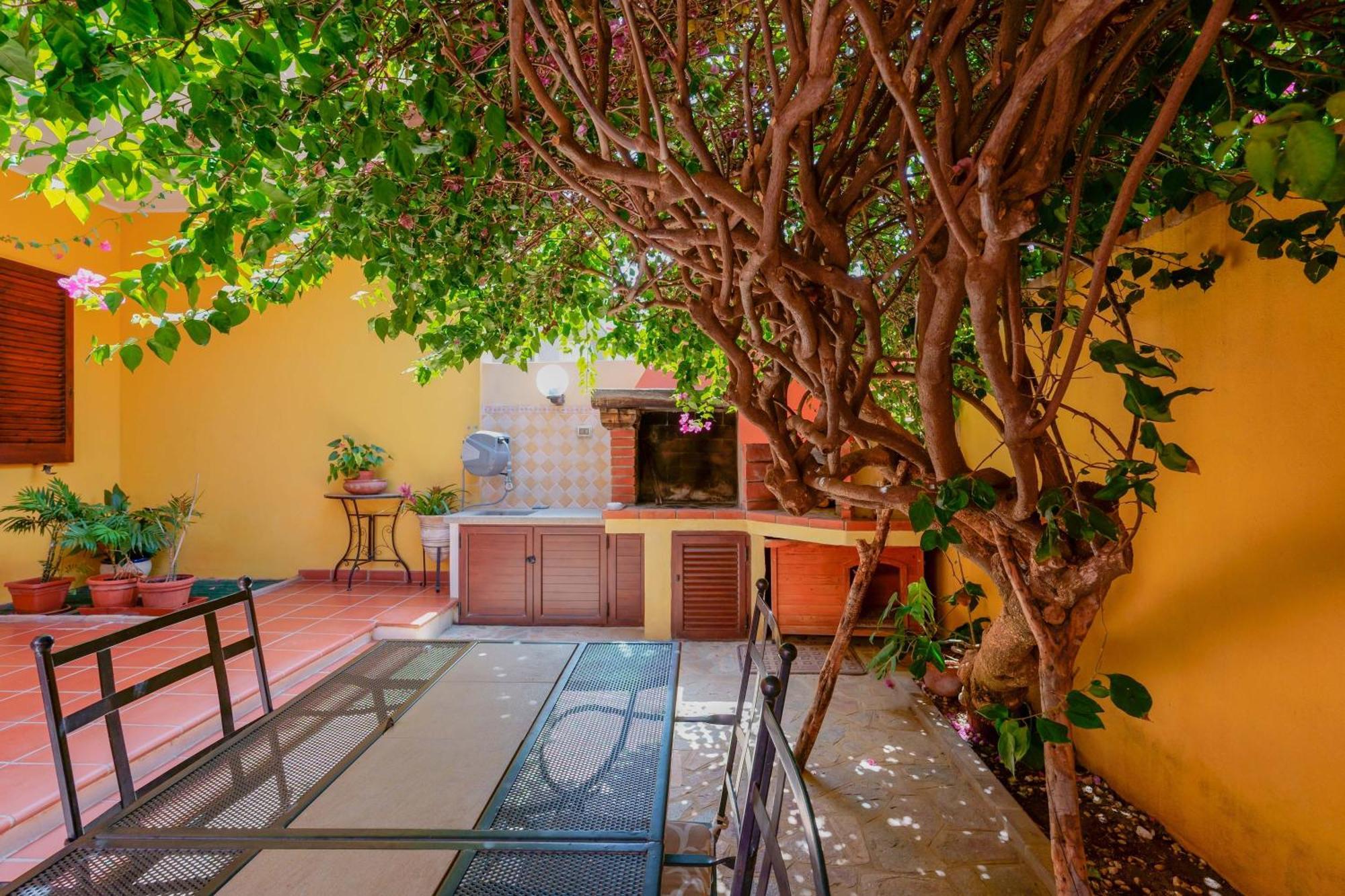 Il Piccolo Giardino Rooms & Breakfast Villasimius Exterior foto