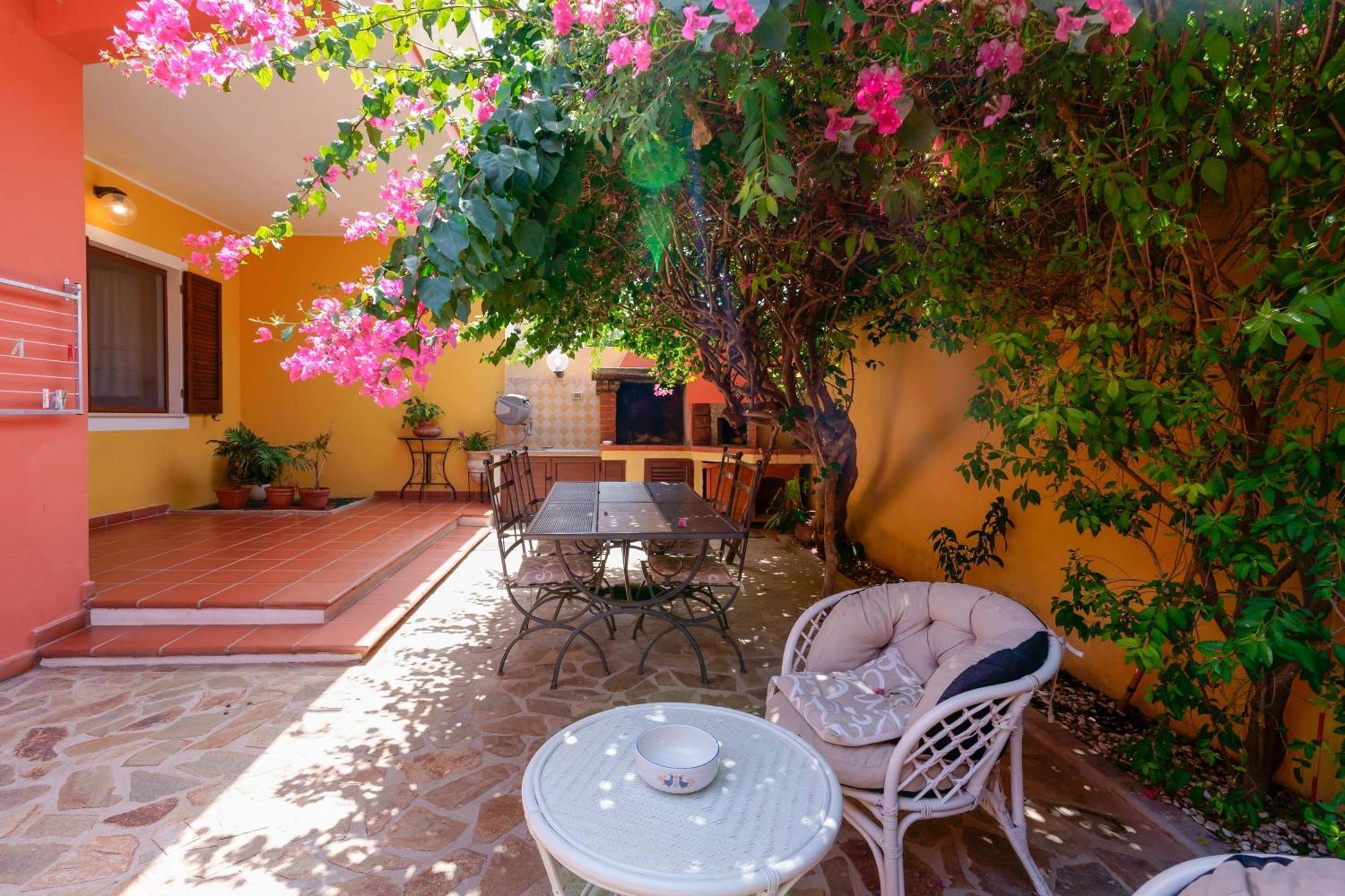 Il Piccolo Giardino Rooms & Breakfast Villasimius Exterior foto