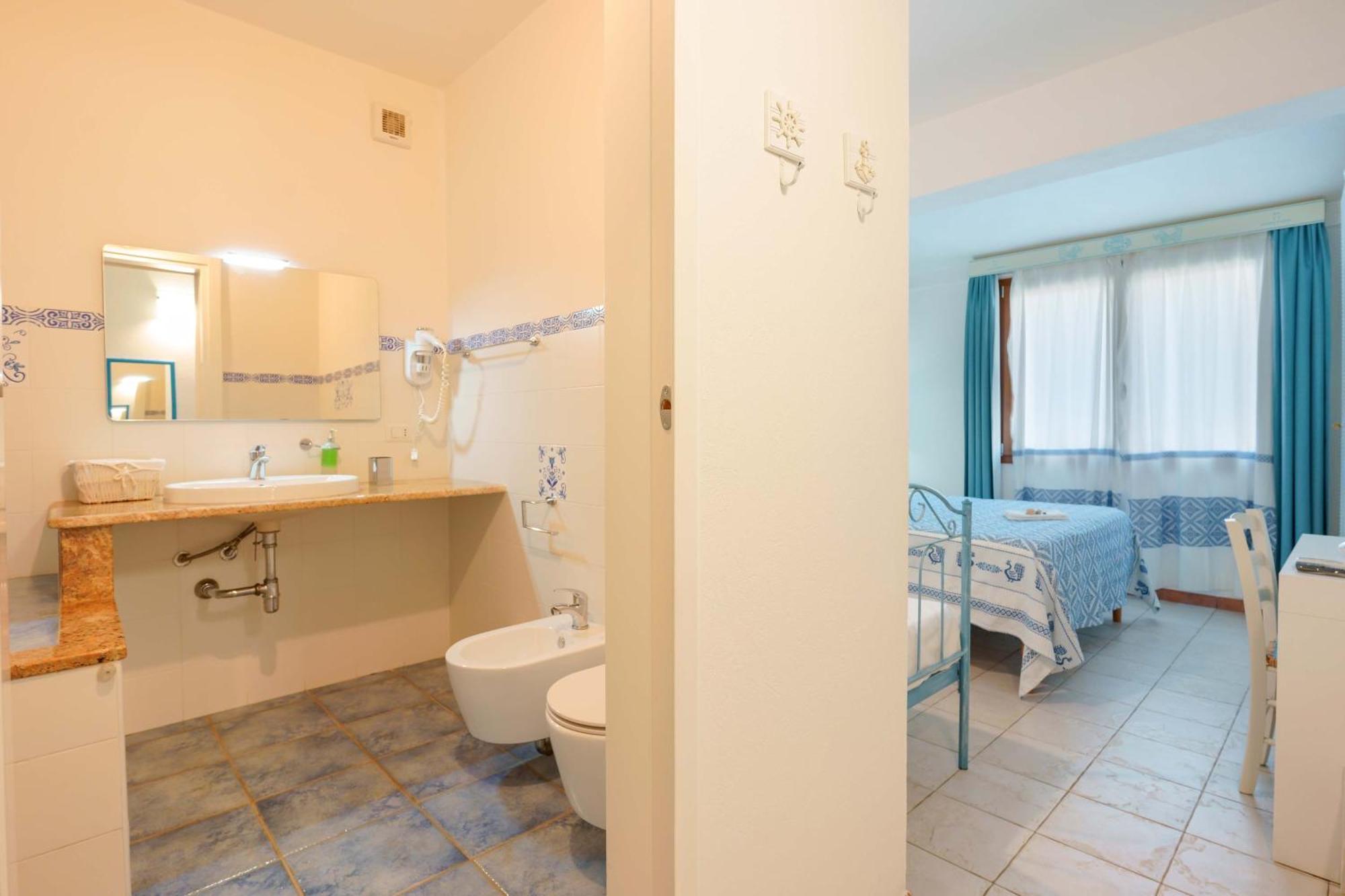 Il Piccolo Giardino Rooms & Breakfast Villasimius Exterior foto
